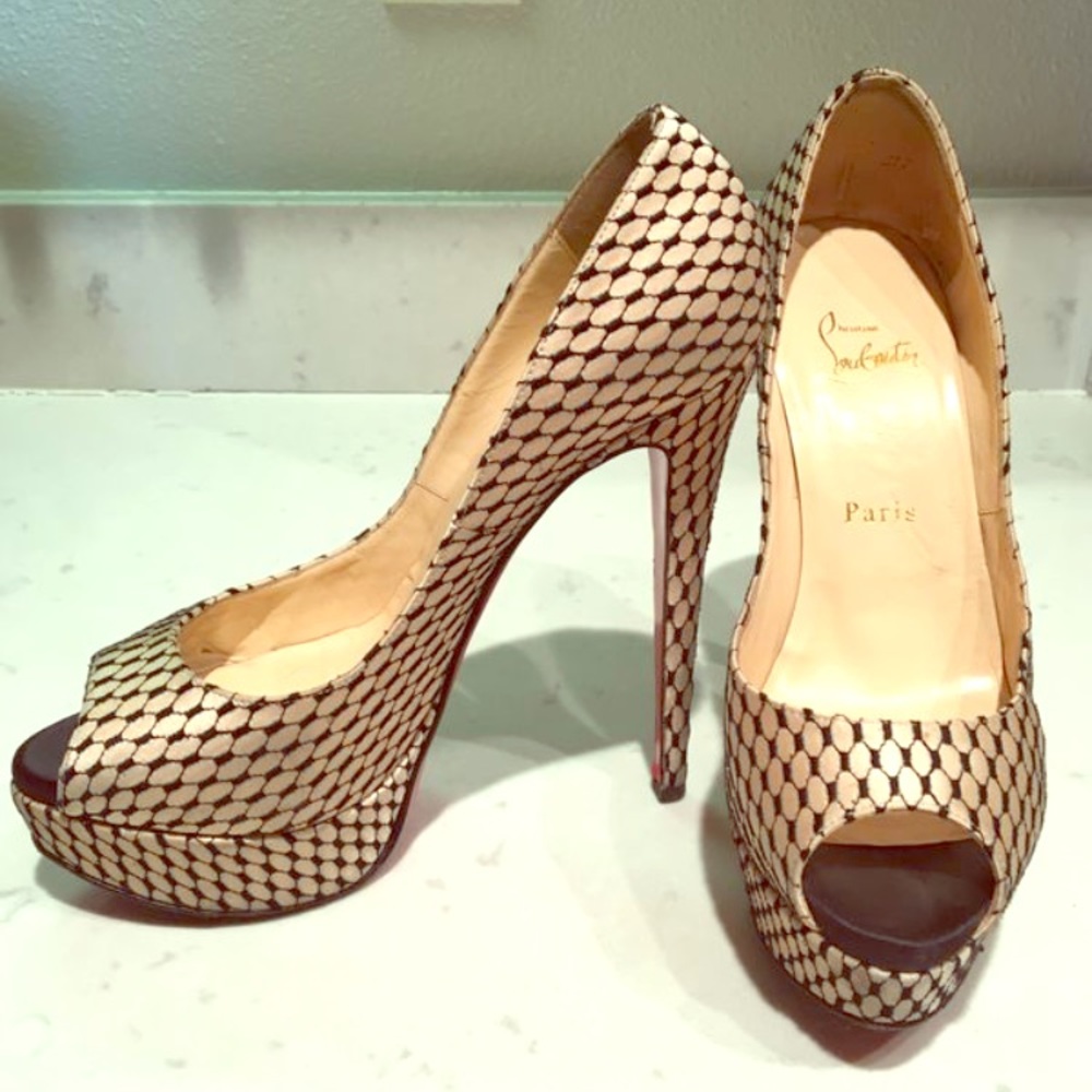 Christian Louboutin Pumps size 37.5